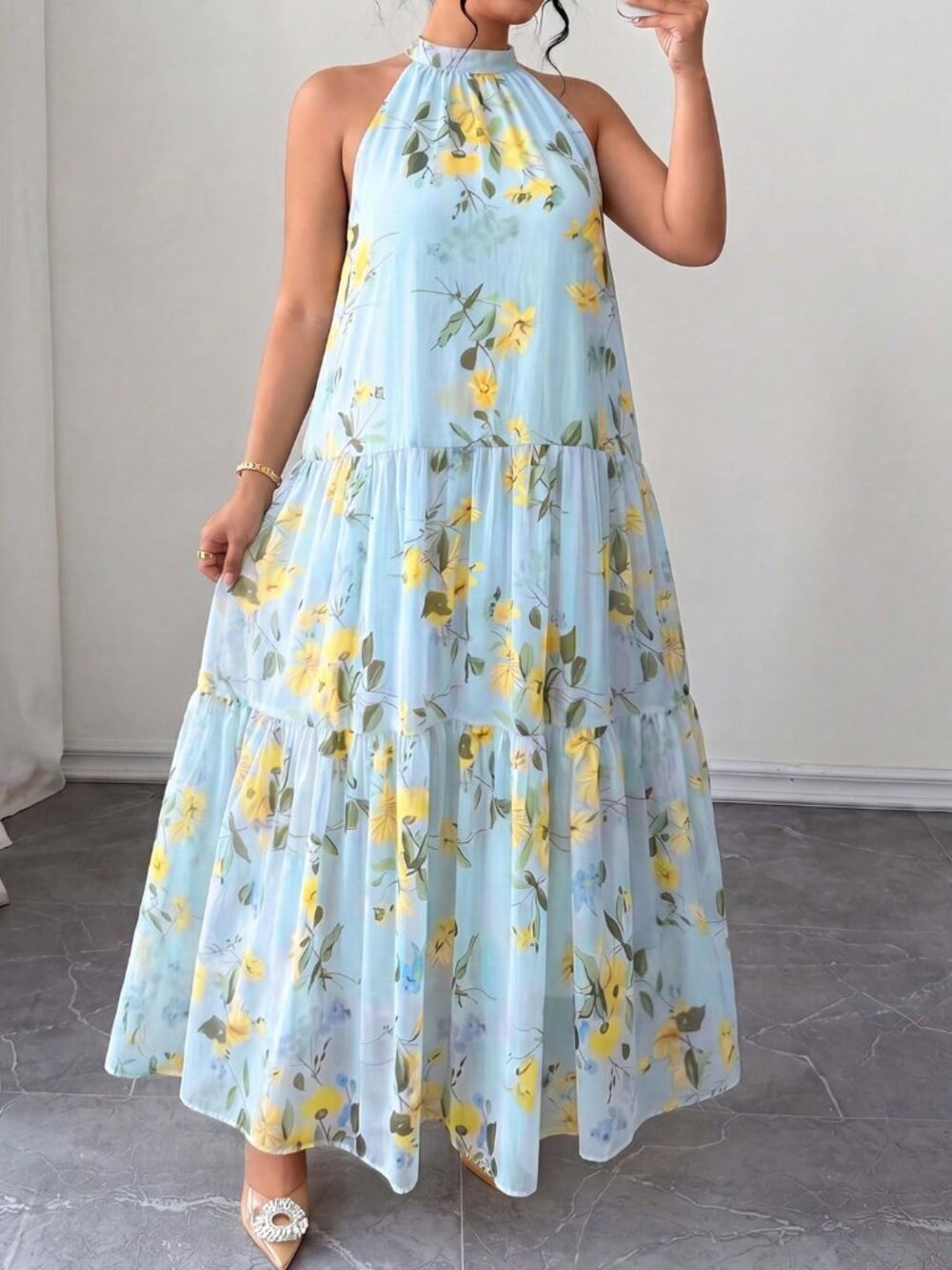 Baby Blue Boho Women's Plus Size Floral Halter Neck Sleeveless Flowy Maxi Dress - Picture 4 of 6